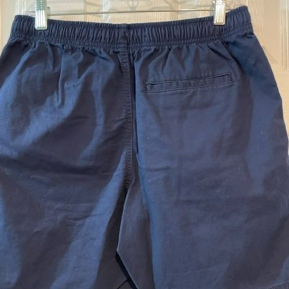 Old Navy Men's small shorts - Picture 3 of 5